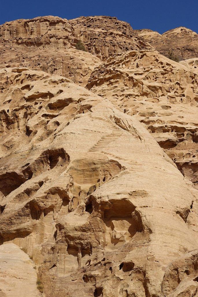 IMGPb1011.jpg - Petra stairs to nowhere, II